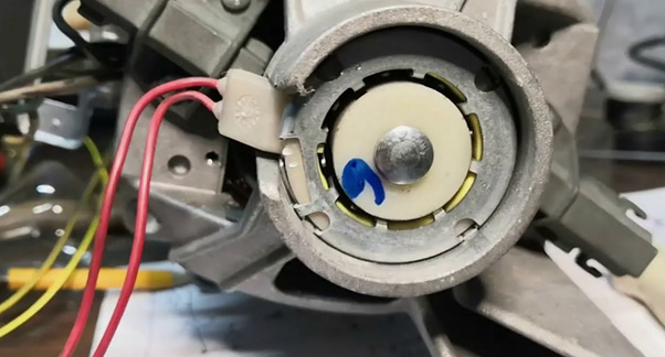 Неисправность таходатчика (датчика оборотов)