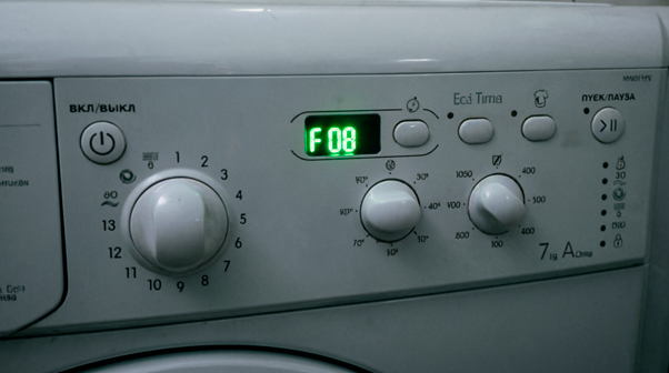 Ошибка F08 Indesit: стиральная машина не греет воду